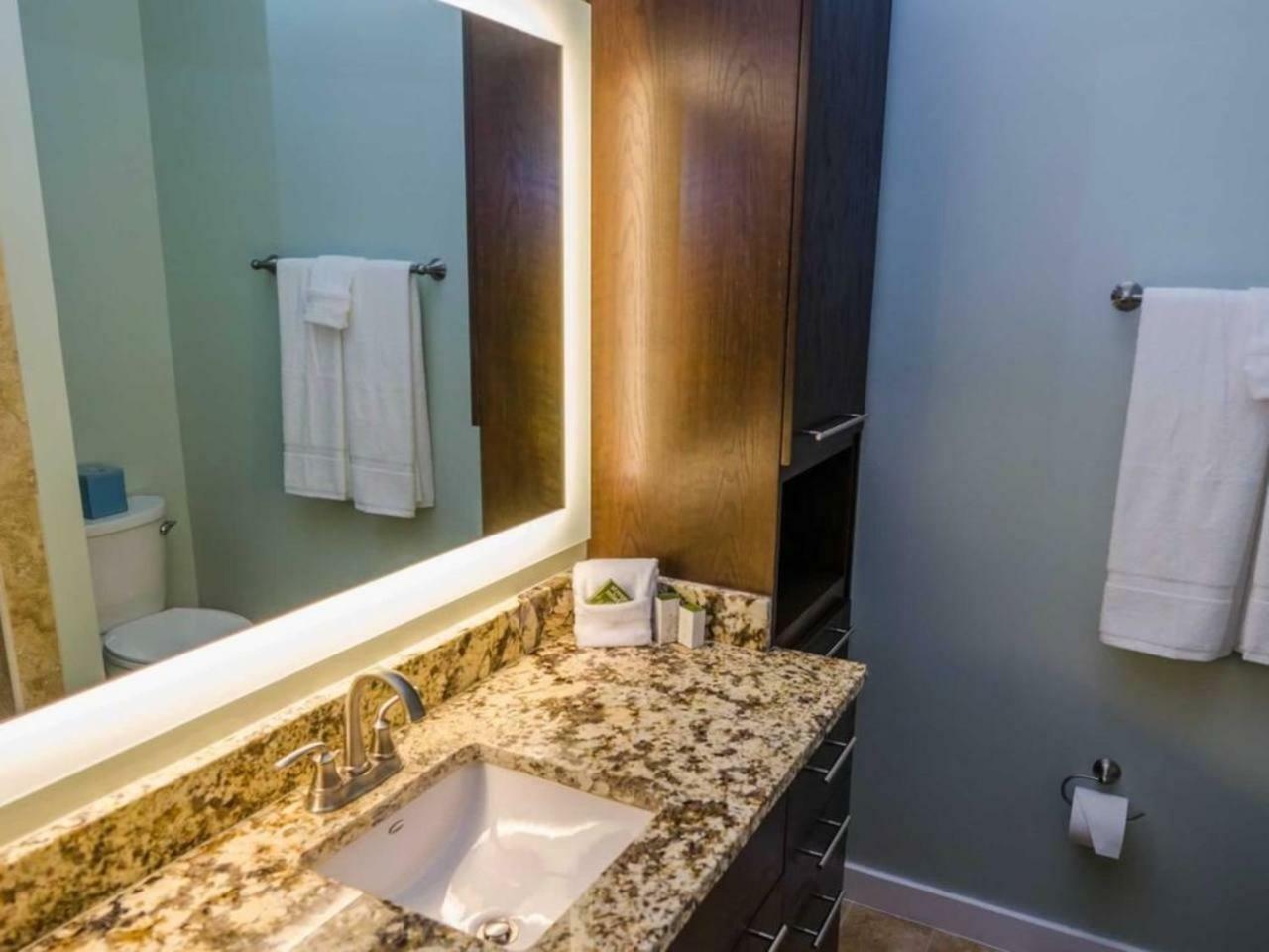 5 Bedroom Beachfront Condo - 3Rd Floor サウス・パドリー・アイランド エクステリア 写真