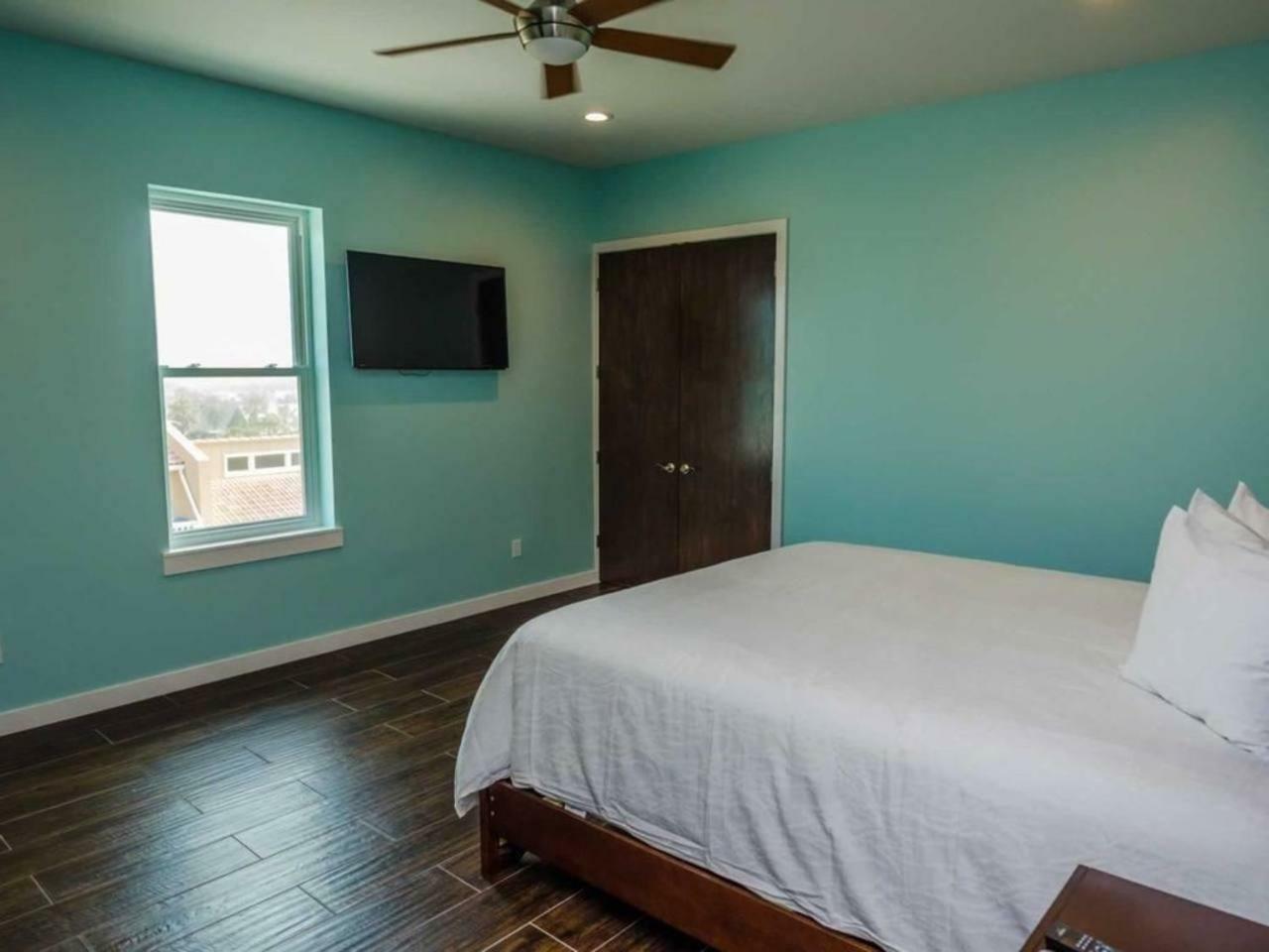5 Bedroom Beachfront Condo - 3Rd Floor サウス・パドリー・アイランド エクステリア 写真